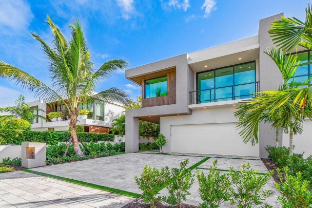 2 of 60 - 142 Ne Wavecrest Wy, Boca Raton, FL