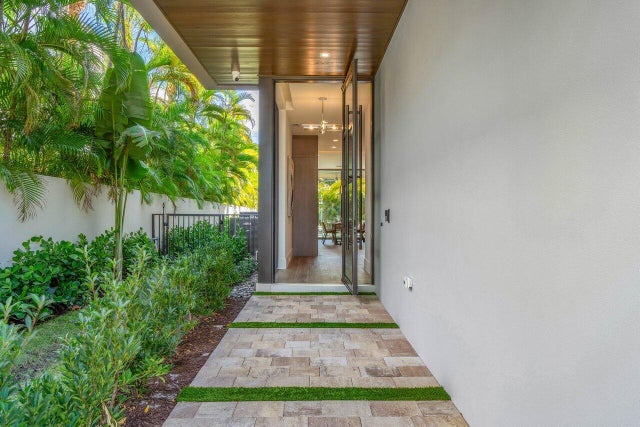 5 of 60 - 142 Ne Wavecrest Wy, Boca Raton, FL