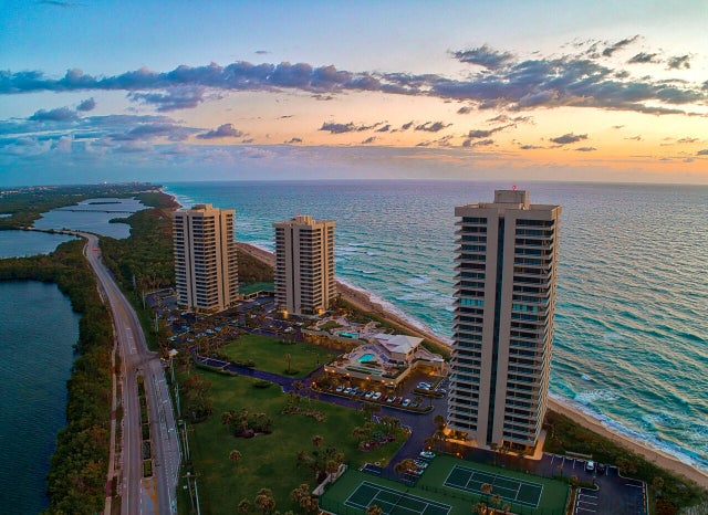 3 of 36 - 5540 N Ocean Dr #7b, Singer Island, FL