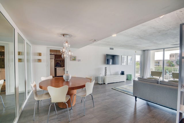 3 of 38 - 2780 S Ocean 510 Blvd #510, Palm Beach, FL