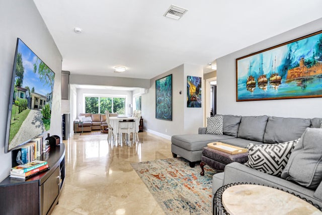 3 of 50 - 1041 Sw 32nd St, Fort Lauderdale, FL