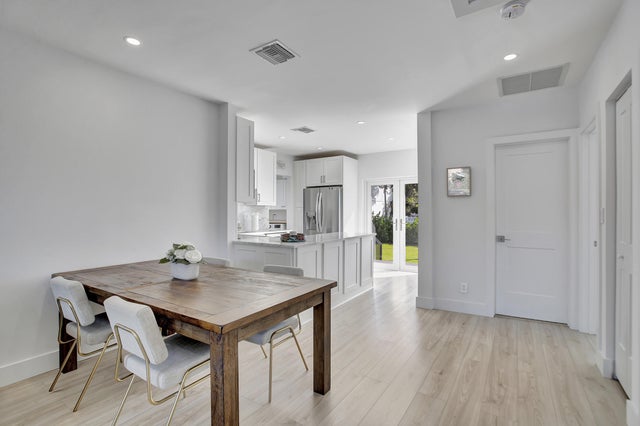 4 of 22 - 923 Se 4th Av, Delray Beach, FL