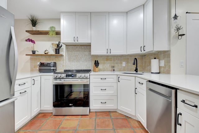 4 of 15 - 500 Crosswinds Dr #c1, Greenacres, FL