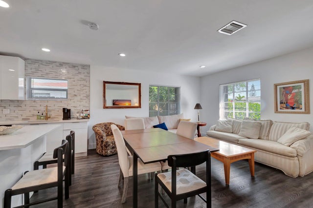 5 of 29 - 1205 S N St, Lake Worth Beach, FL