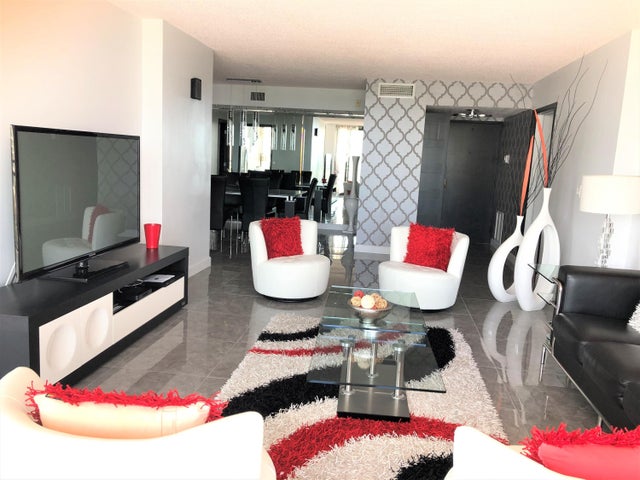 4 of 43 - 3400 N Ocean Dr #905, Riviera Beach, FL