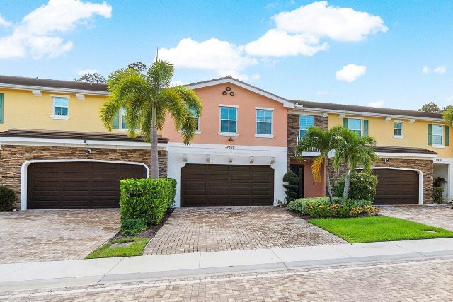3 of 36 - 12820 Trevi Dr, Palm Beach Gardens, FL