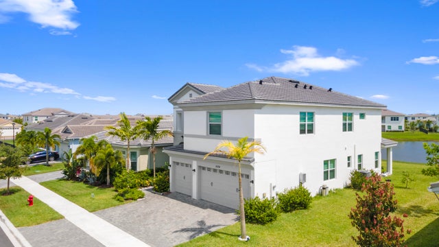 3 of 72 - 15134 Cameo Ct, Westlake, FL