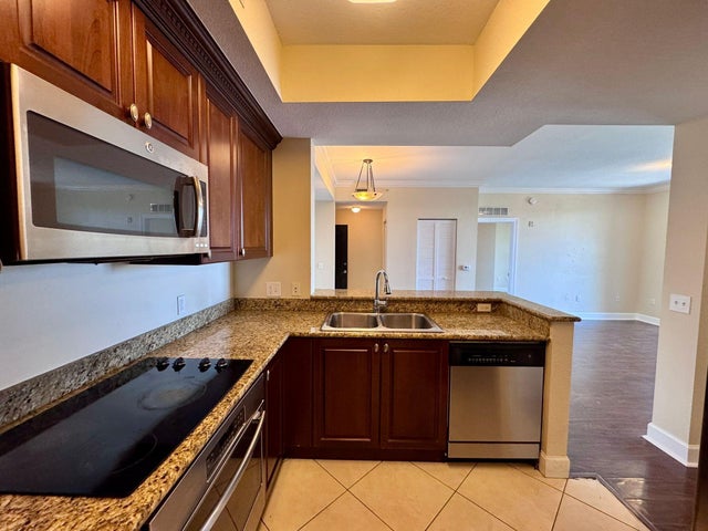 5 of 30 - 1660 Renaissance Commons Blvd #2519, Boynton Beach, FL