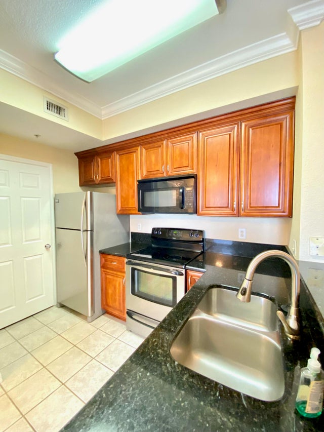 4 of 21 - 15125 Michelangelo Blvd #204, Delray Beach, FL