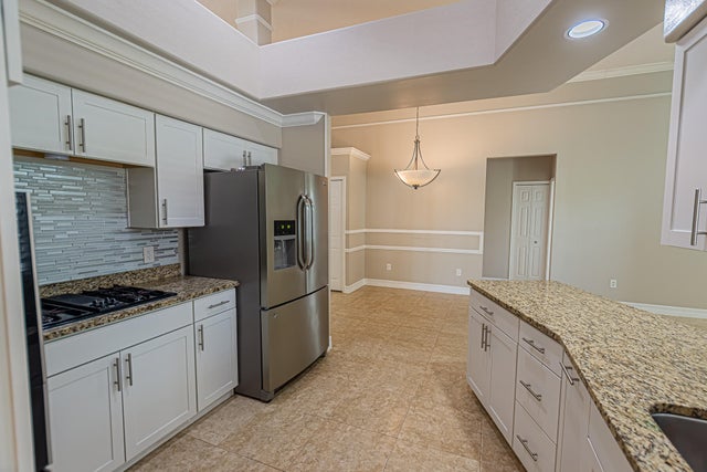 4 of 27 - 1326 Sw Briarwood Dr, Port Saint Lucie, FL