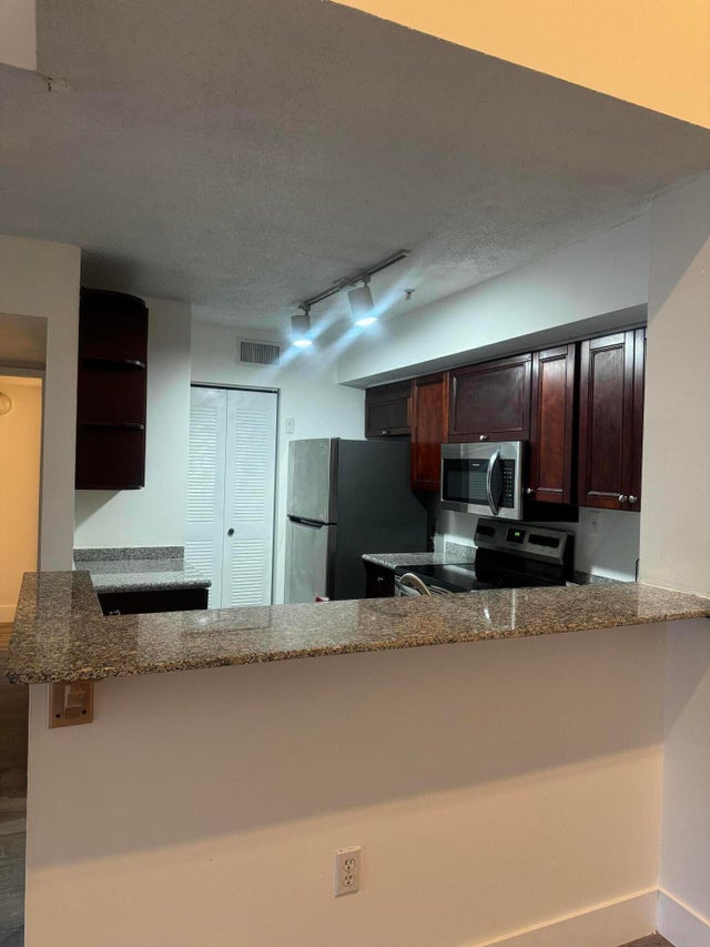 2 of 21 - 7832 Sonoma Springs Circle #207, Lake Worth, FL