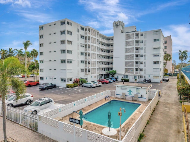 3 of 51 - 1 N Golfview Road #305, Lake Worth, FL