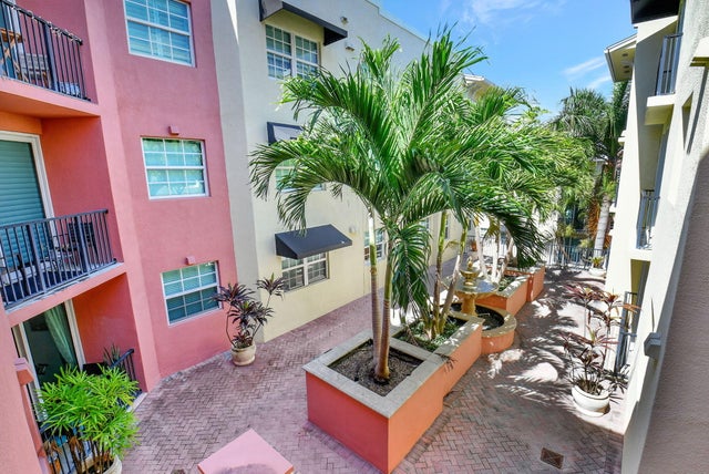 2 of 45 - 235 Ne 1st St #403, Delray Beach, FL