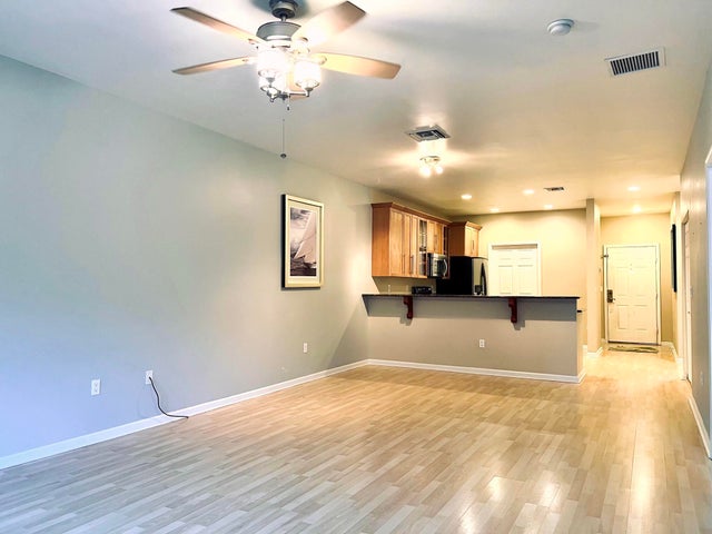 4 of 19 - 325 Ne 2nd Av #202, Delray Beach, FL