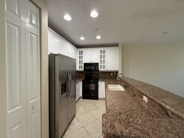 2 of 24 - 1425 Via De Pepi, Boynton Beach, FL