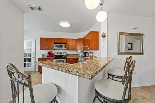 4 of 49 - 140 Sw Peacock Blvd #21201, Port Saint Lucie, FL
