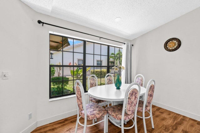 5 of 32 - 4830 Brighton Lakes Blvd, Boynton Beach, FL