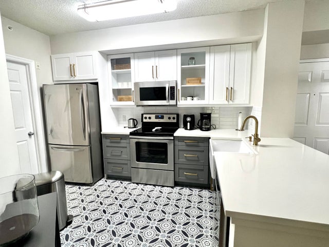 4 of 24 - 11790 Saint Andrews Place #203, Wellington, FL