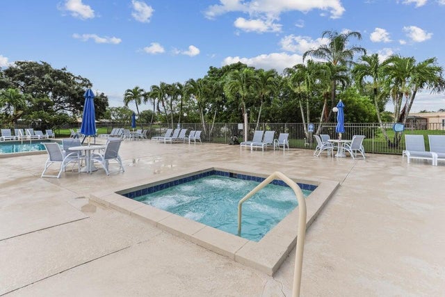 3 of 35 - 9071 Tracy 2 Ct #2, Boca Raton, FL