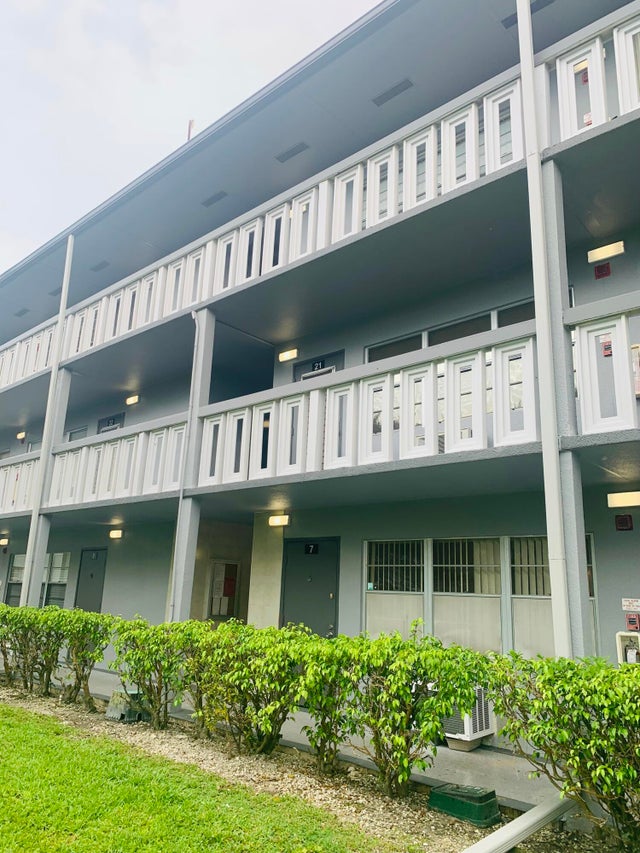 7 Suffolk A, Boca Raton