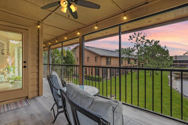 1 of 47 - 122 Se Crestwood Circle #3-22, Stuart, FL