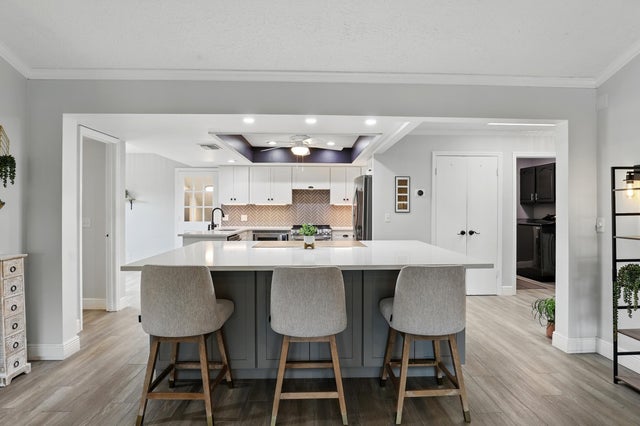5 of 47 - 122 Se Crestwood Circle #3-22, Stuart, FL