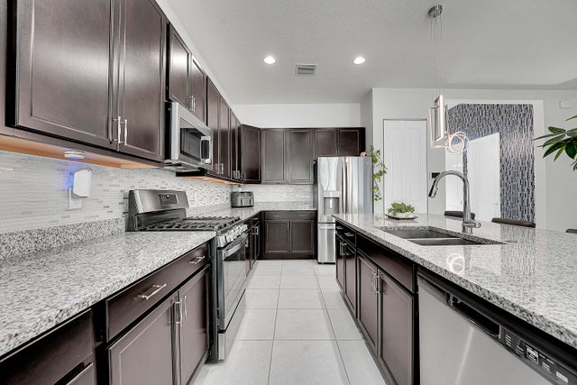 3 of 18 - 7272 Estero Dr, Lake Worth, FL
