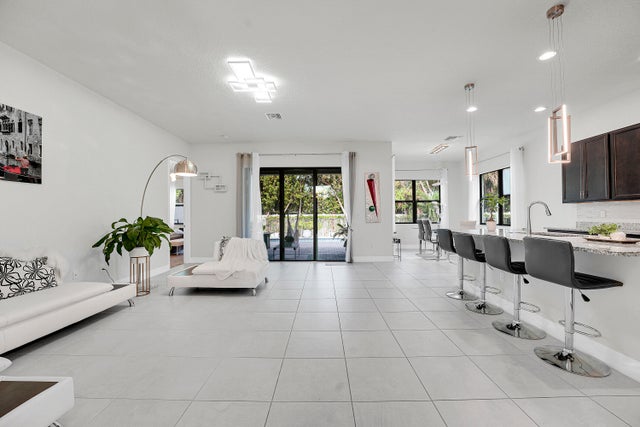 4 of 18 - 7272 Estero Dr, Lake Worth, FL