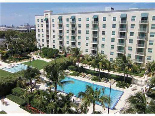 2 of 38 - 610 Clematis St #723, West Palm Beach, FL
