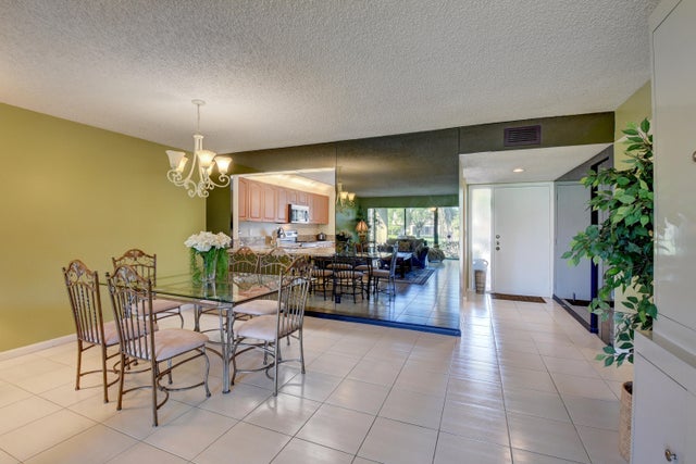 5 of 64 - 5673 Fairway Park Dr #104, Boynton Beach, FL