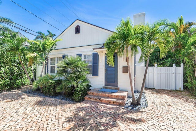 2 of 27 - 231 Cocoanut Row, Palm Beach, FL