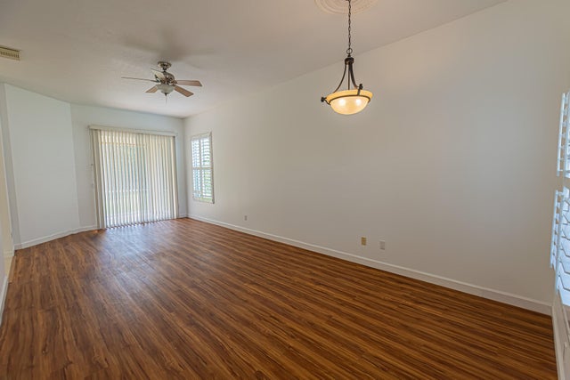 2 of 25 - 562 Sw New Castle Cove, Port Saint Lucie, FL