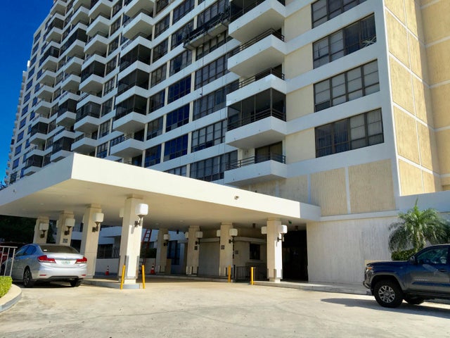 1 of 29 - 600 Three Islands Blvd #1418, Hallandale Beach, FL