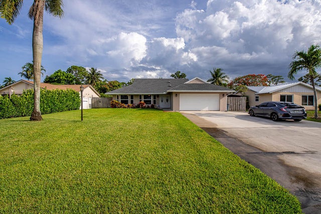 3 of 42 - 5290 Pine Tree Dr, Delray Beach, FL