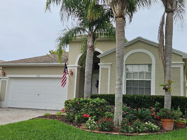 1 of 34 - 552 Sw Calamondin Wy Sw, Vero Beach, FL