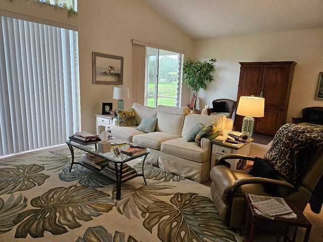 4 of 34 - 552 Sw Calamondin Wy Sw, Vero Beach, FL