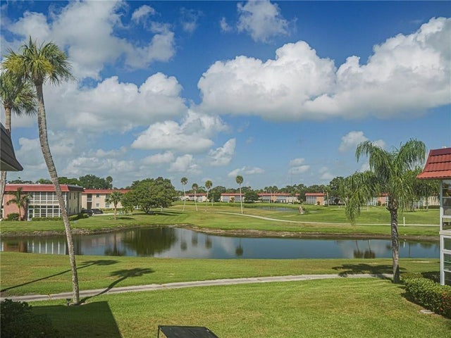 4 of 37 - 76 Royal Oak Dr #205, Vero Beach, FL