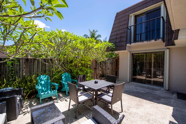 3 of 23 - 1913 19th Ct, Jupiter, FL