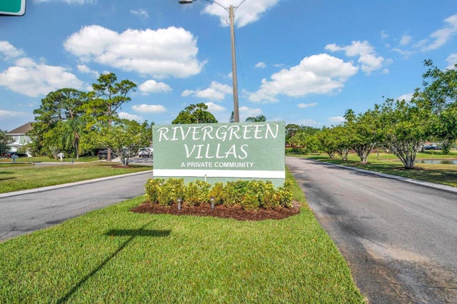 4 of 6 - 1758 Se Ryecroft Ct, Port Saint Lucie, FL