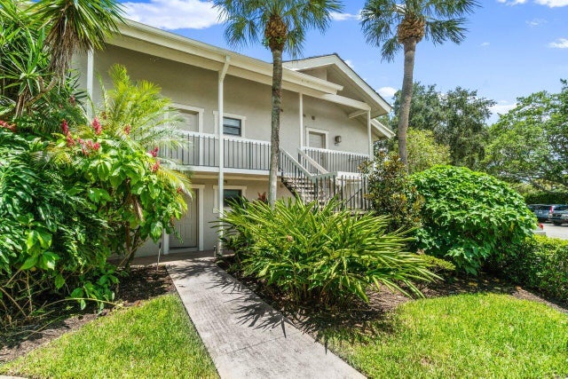 1 of 42 - 11863 Wimbledon Circle #406, Wellington, FL