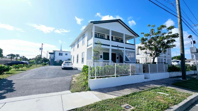 1 of 19 - 914 10th St #c, West Palm Beach, FL