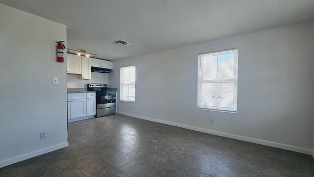 2 of 19 - 914 10th St #c, West Palm Beach, FL