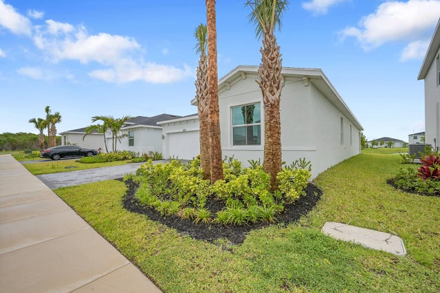 1 of 31 - 3501 Harborside Av, Fort Pierce, FL