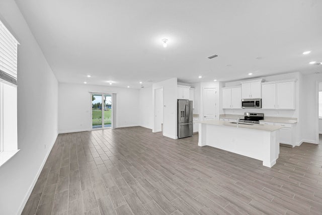 5 of 31 - 3587 Angler Dr, Fort Pierce, FL
