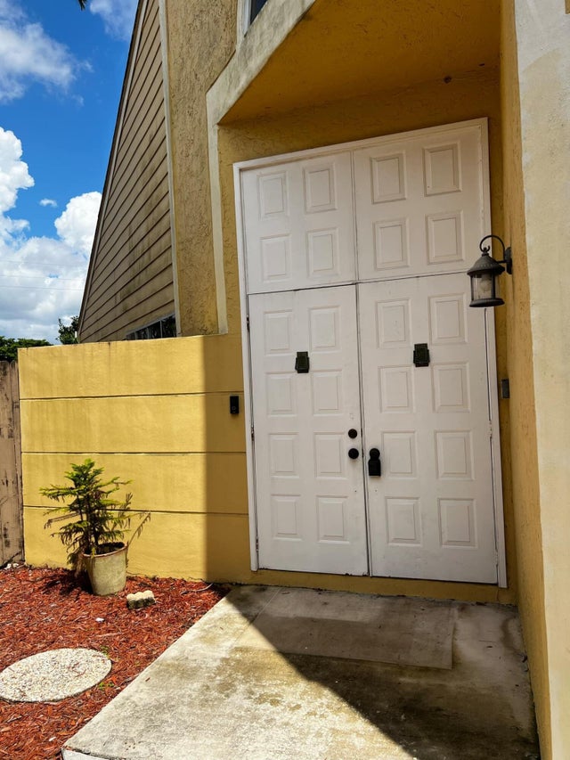 2 of 22 - 8362 Dynasty Dr, Boca Raton, FL