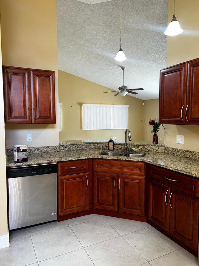 4 of 22 - 8362 Dynasty Dr, Boca Raton, FL