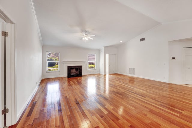 3 of 36 - 1375 Nw 16th St, Boca Raton, FL