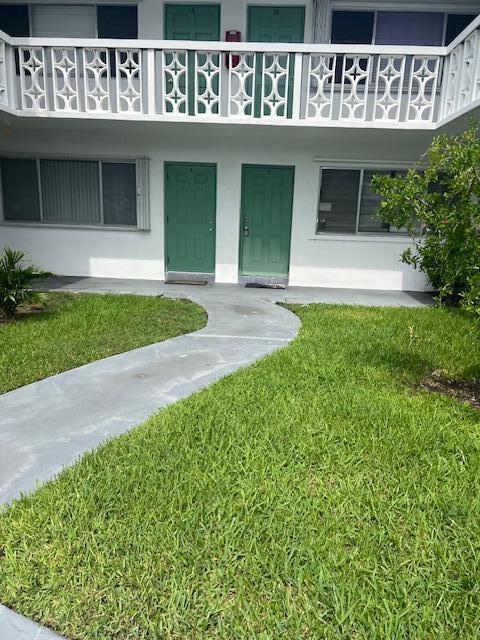 1 of 27 - 2004 Lake Osborne 7 Dr #7, Lake Worth, FL