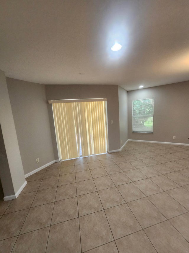 3 of 15 - 6541 Adriatic Wy, Greenacres, FL