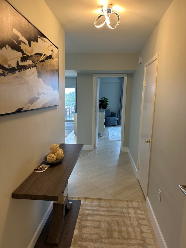 1 of 14 - 170 N Ocean Blvd #508, Palm Beach, FL